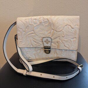 Patricia Nash chalk white leather purse